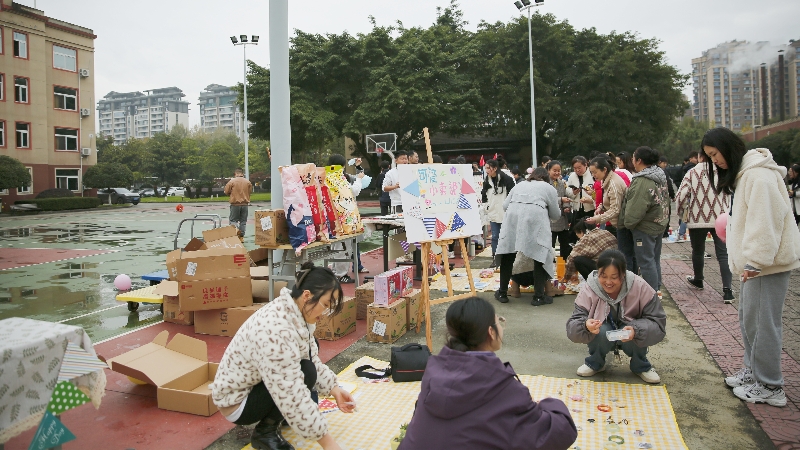 文化周|共享閑置，“集市”行樂，四川海蓉開展愛心集市公益活動